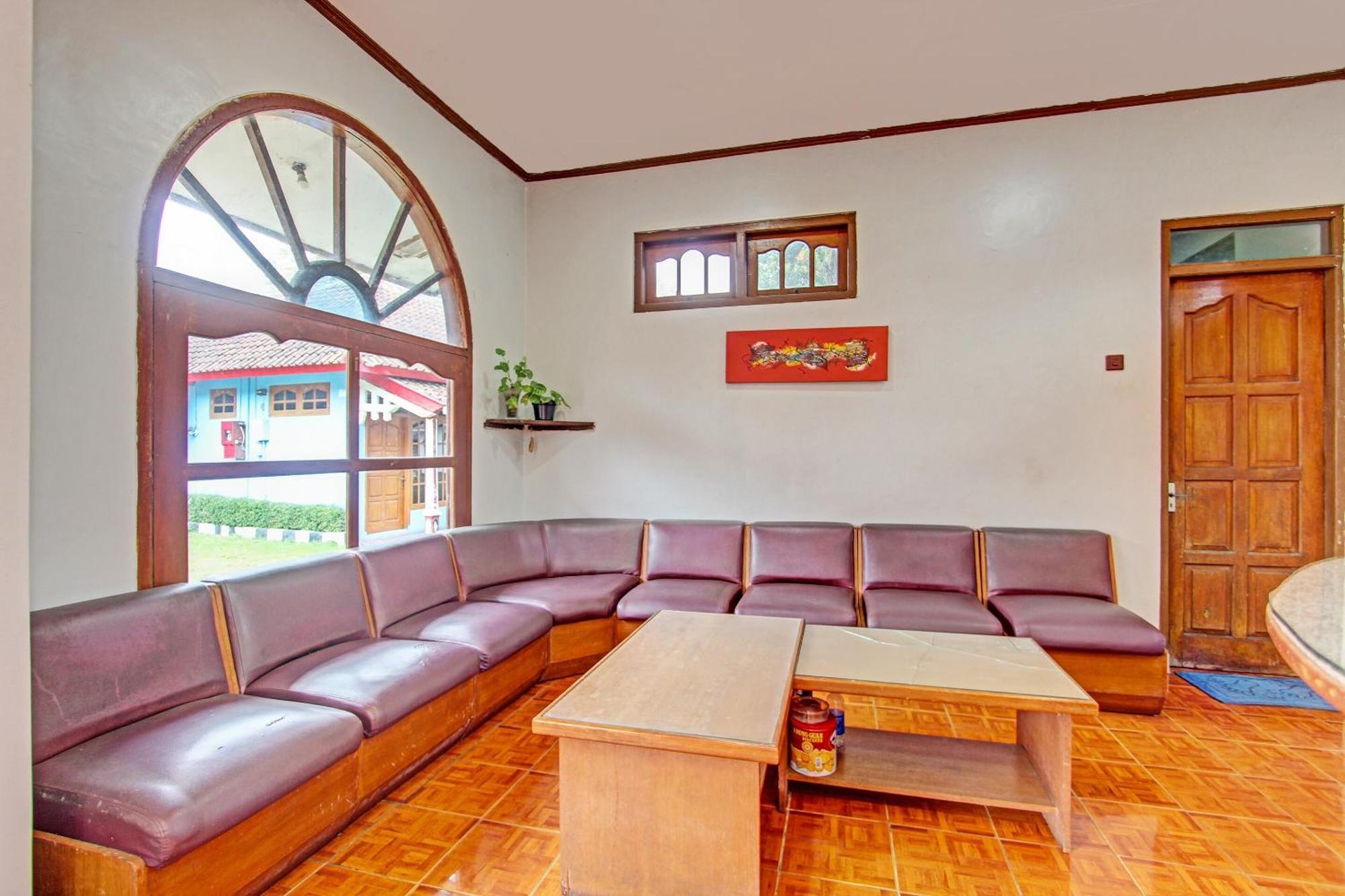 Hotel Capital O 91644 Loka Hause Salatiga Exteriér fotografie