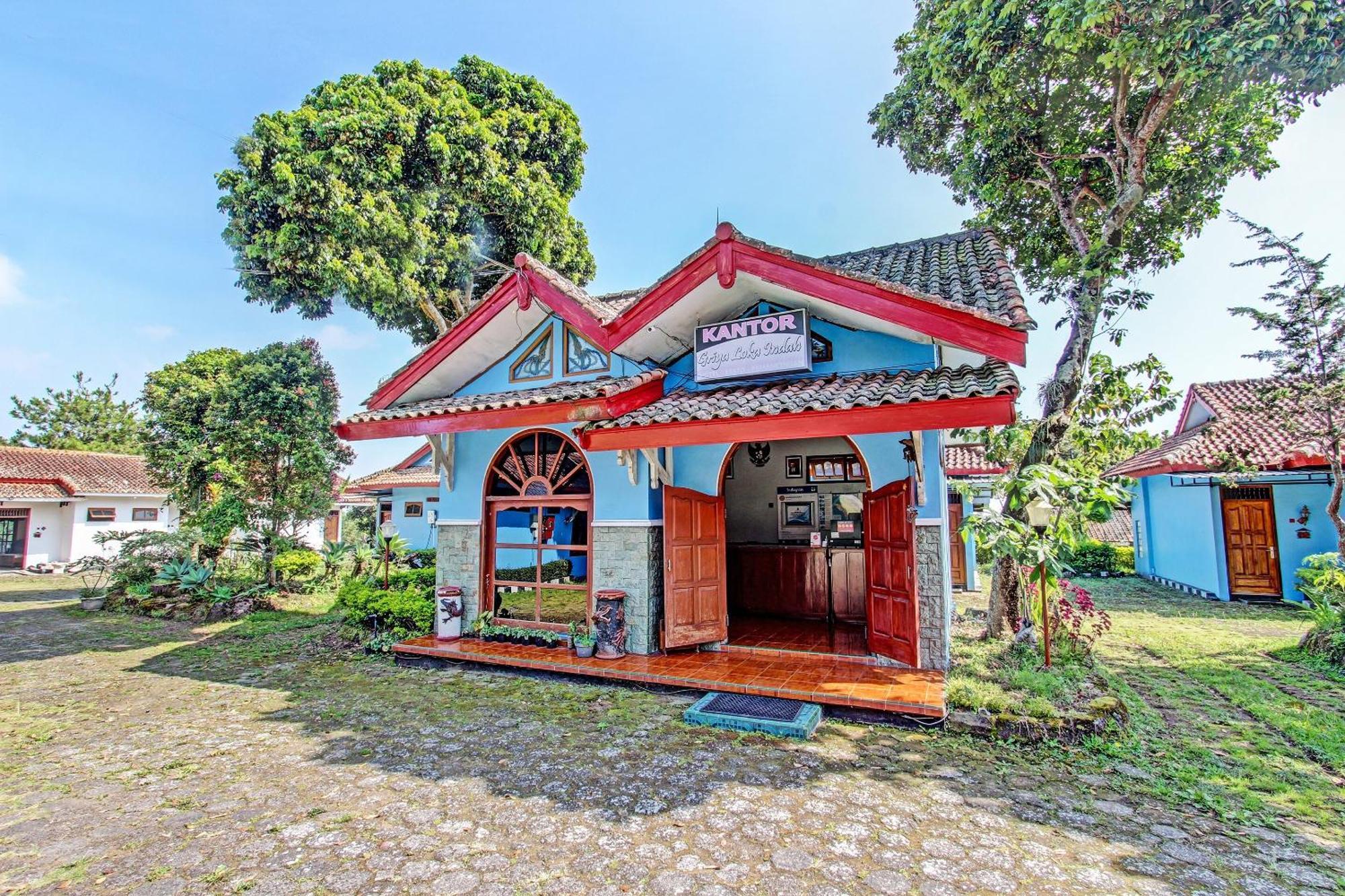 Hotel Capital O 91644 Loka Hause Salatiga Exteriér fotografie